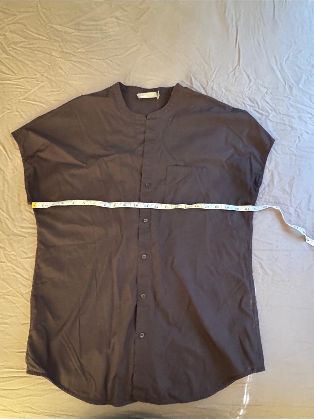 Lot: 2 Vince shirts, medium - Picture 9 of 10